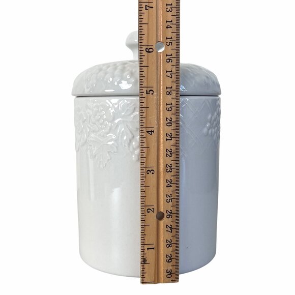 Gibson Canister with Lid White Embossed Ceramic Grape Vine Design 6.5" H VGUC - Picture 11 of 12